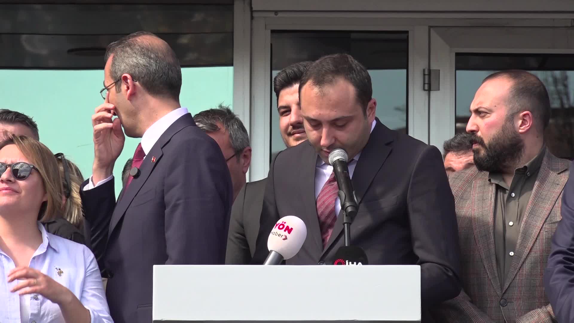 ŞİŞLİ’NİN YENİ BELEDİYE BAŞKANI ŞAHAN MAZBATASINI ALDI