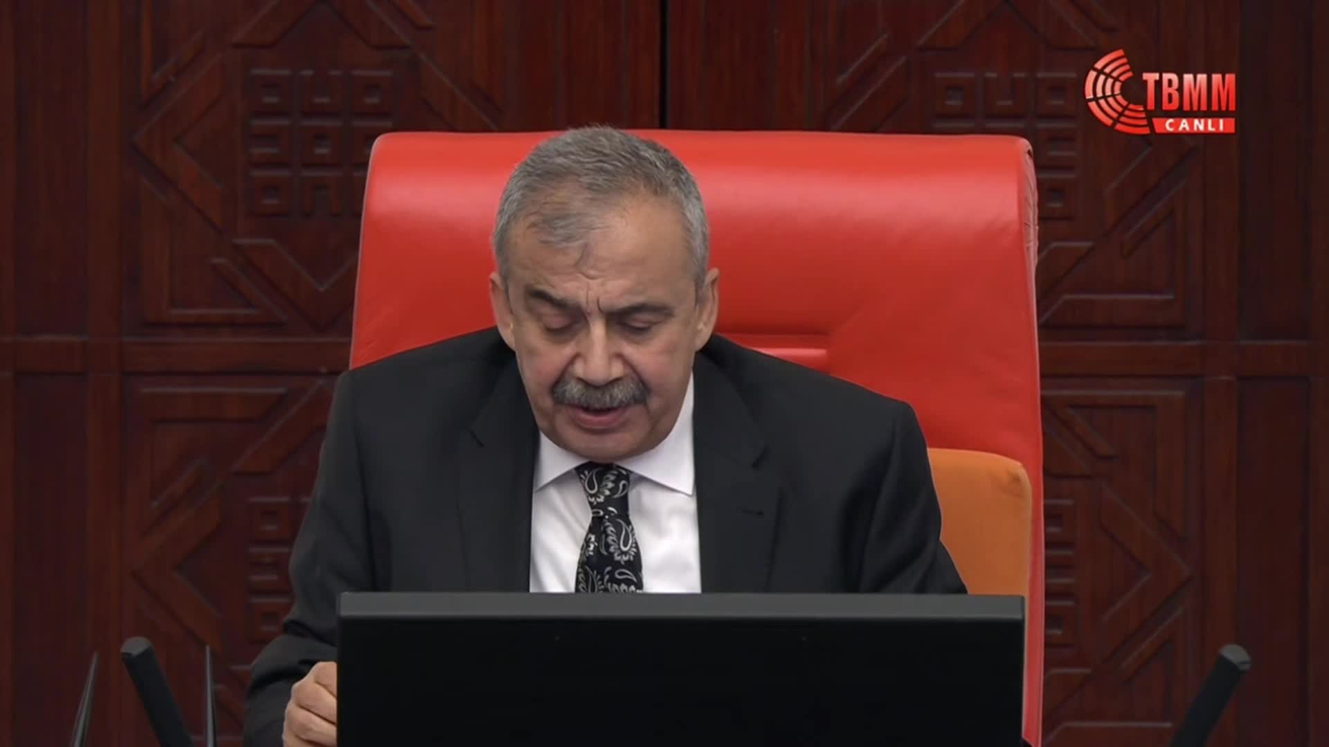 TBMM’DE YEREL SEÇİMLERİN ARDINDAN SANDALYE DAĞILIMI DEĞİŞTİ: CHP'NİN VEKİL SAYISI 125'E DÜŞTÜ. SAFFET SANCAKLI'NIN KATILIMIYLA MHP'NİN VEKİL SAYISI YENİDEN 50 OLDU