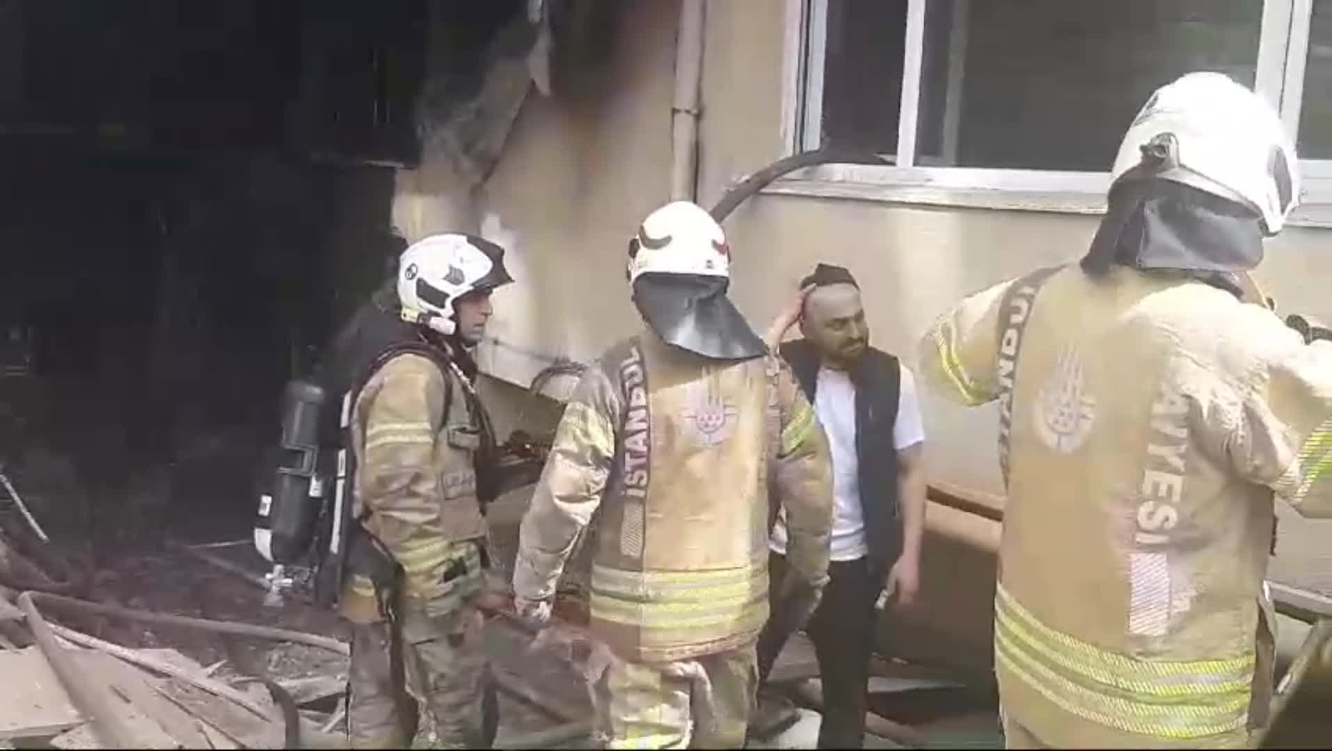 YANGINDA CAN KAYBI ARTIYOR... İSTANBUL VALİLİĞİ: ÖLÜ SAYISI 7'YE YÜKSELDİ. 3'Ü AĞIR 9 YARALI VAR