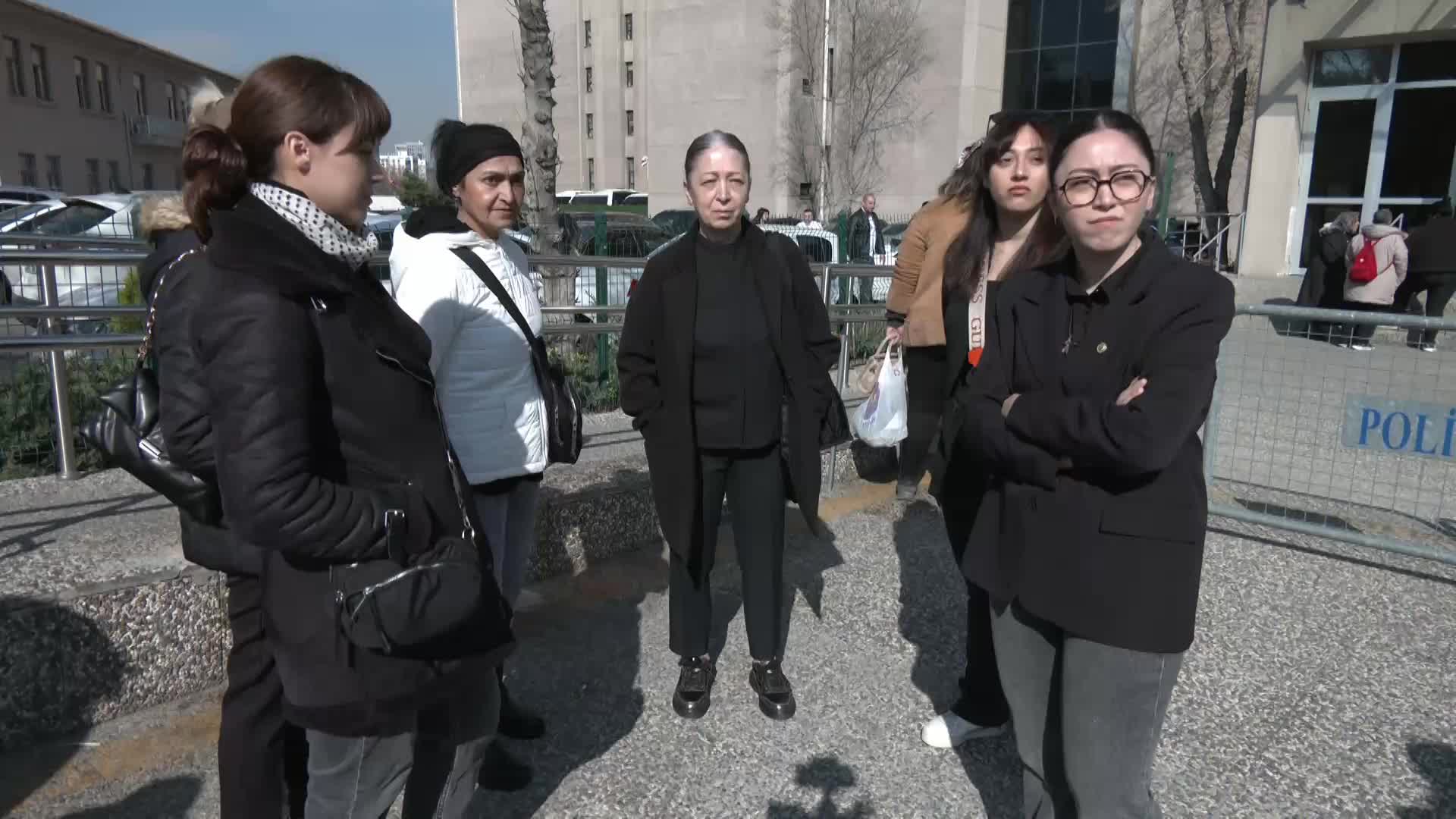 YENİDEN GÖRÜLEN MOTOKURYE SAMET ÖZGÜL CİNAYETİ DAVASINDA KARAR AÇIKLANDI. MAHKEME,  SANIK HALİL İBRAHİM DEMİRCİ’YE MÜEBBET, MUSTAFA DEMİRCİ VE BÜLENT AÇIKGÖZ’E 12’ŞER YIL HAPİS CEZASI VERDİ