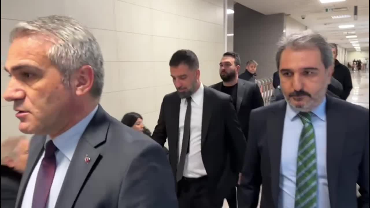 “YÜKSEK KÂRLI GİZLİ FON” DAVASINDA, SEÇİL ERZAN: "SEMİH KAYA'NIN PARASINI ALDIĞINI ÖĞRENDİKTEN SONRA PARALARINI SORMAYA BAŞLADILAR"