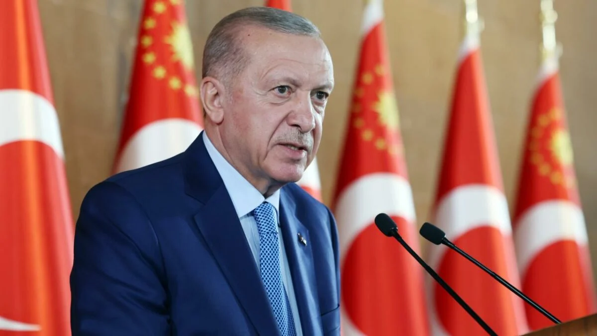 OVP Hedefleri: 2028’de 1,9 Trilyon $, Tek Haneli Enflasyon – Erdoğan’dan Kritik Açıklamalar