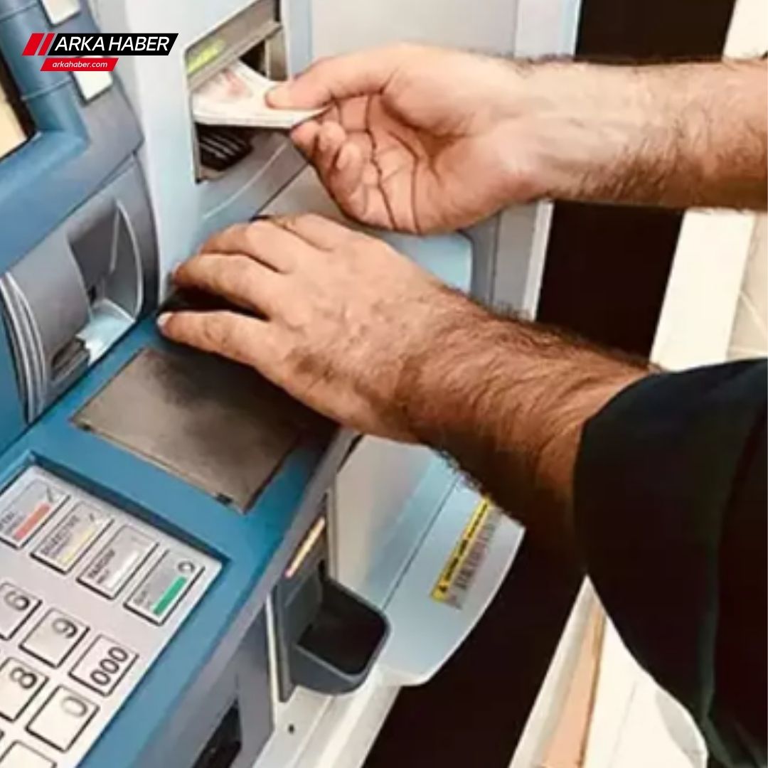 EMEKLİ BAYRAM İKRAMİYESİ 3 BİN TL OLDU…