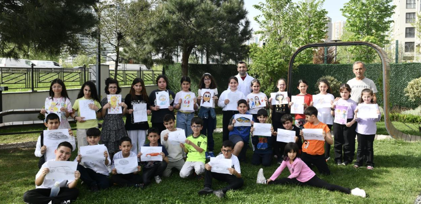 Geleceğin Bilim İnsanları Ve Ressamları Esenyurt’ta Yetişiyor
