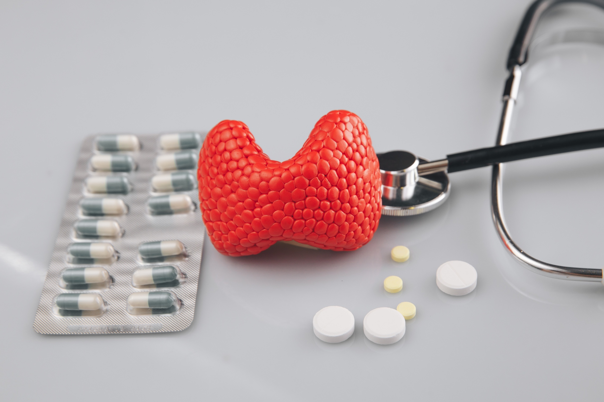 UZMANLAR UYARDI; ''HEKİM ÖNERİSİ OLMADAN KESİNLİKTE TAKVİYE İYOT KULLANMAYIN''