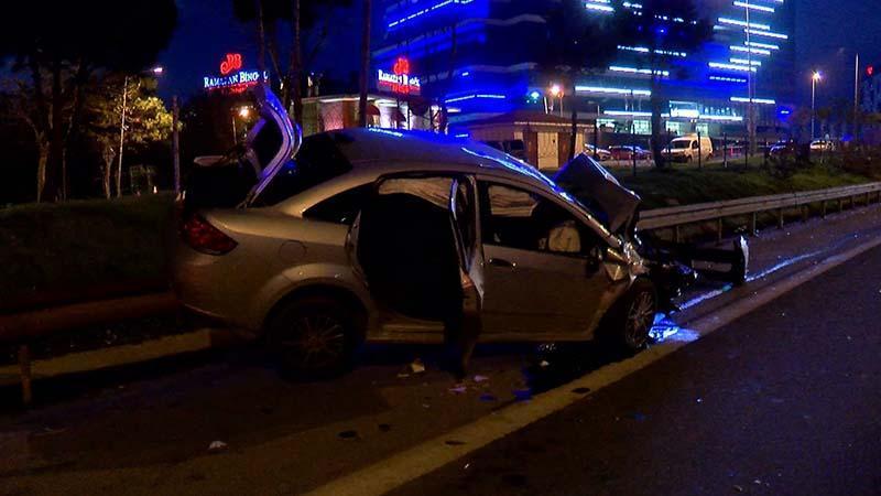 Esenler'deki Trafik Kazasında 2 Kişi Yaralandı