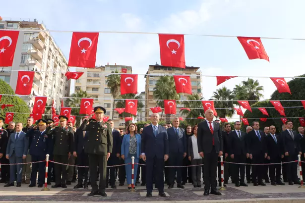 Adana'nın Kurtuluşunun 103. Yıldönümü Coşkuyla Kutlandı: "5 Ocak, Adana'nın Özgürlüğüdür"