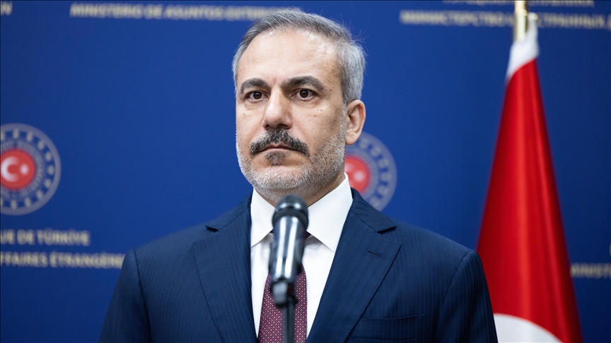 Türkiye'deki Suriyeli Sayıları Üzerine Tartışma: Fidan ve Yerlikaya'nın Açıklamaları