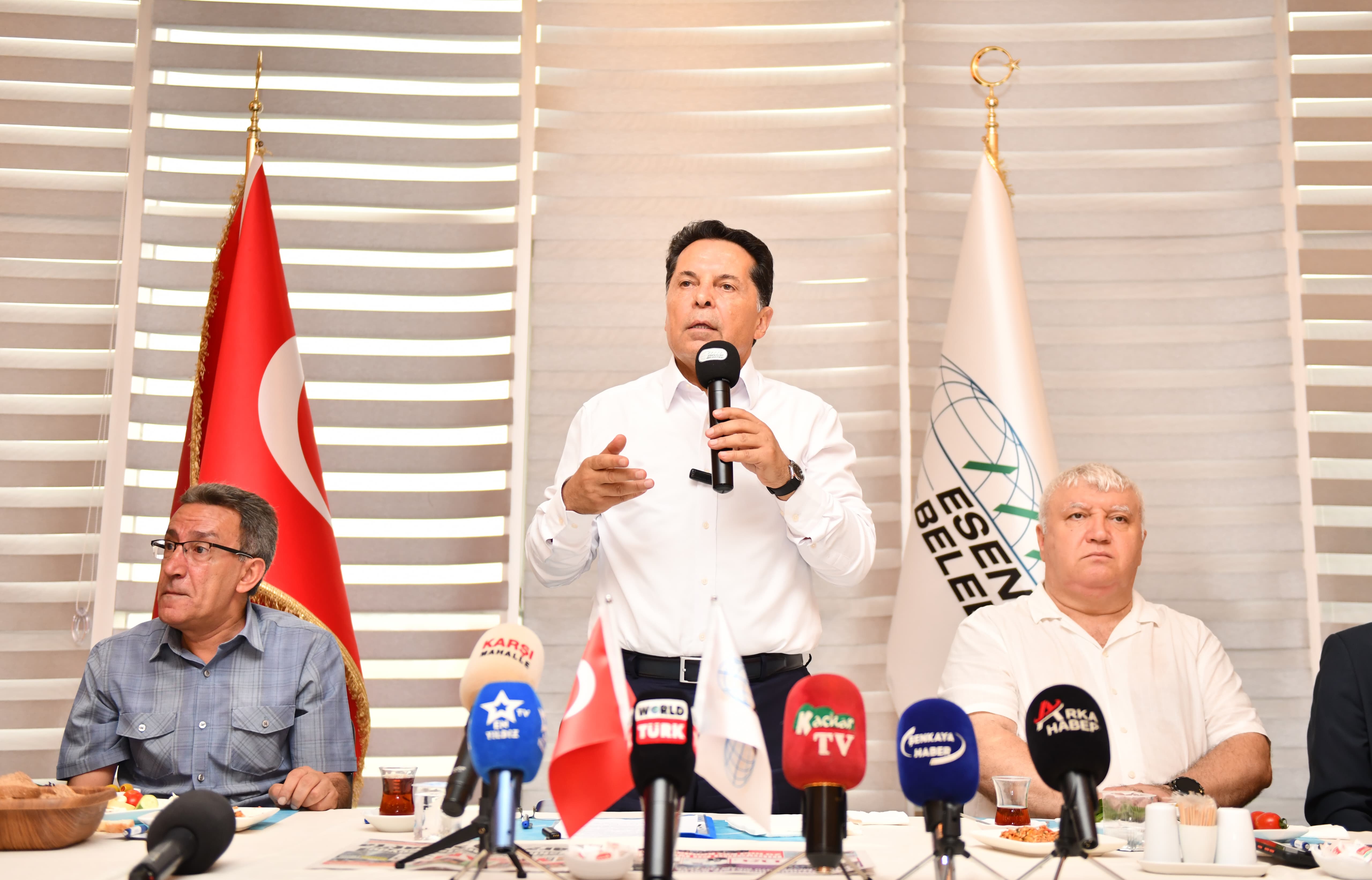Başkan Özer'den Gazetecilere Destek Mesajı: "Özgür Basın, Güçlü Demokrasinin Teminatıdır!"