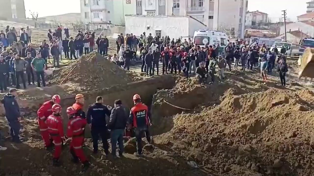 Polatlı'da Kanalizasyon Çalışmasında Göçük: İki İşçi Hayatını Kaybetti