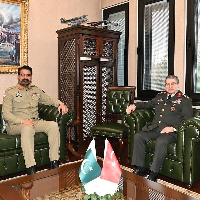 Pakistan ve Türkiye Arasında Savunma İşbirliği Görüşmesi