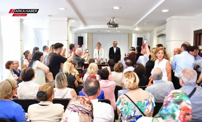 Bakırköy'de İYİ Parti Sarsıldı: İlçe Başkanı Dahil 40 Kişi CHP'ye Geçti