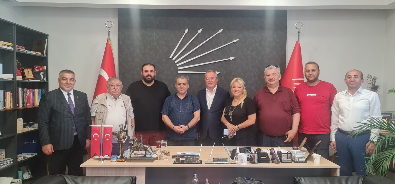 CHP Beylikdüzü İlçe Başkanı Mülayim Demirtaş’a Başsağlığı Ziyareti