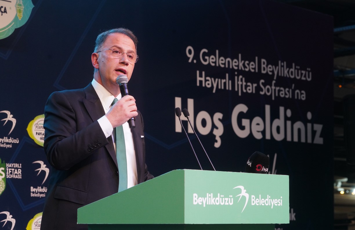 Binlerce Kişi Hayırlı İftar Sofrası’nda Oruçlarını Açtı