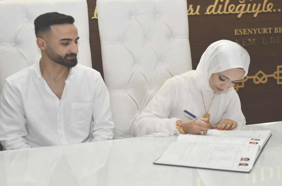 4 YILDA BİR GELECEK OLAN MUTLULUĞA “EVET” DEDİLER