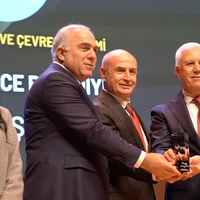 Büyükçekmece Belediyesi'ne 10 Altın Karınca Ödülü