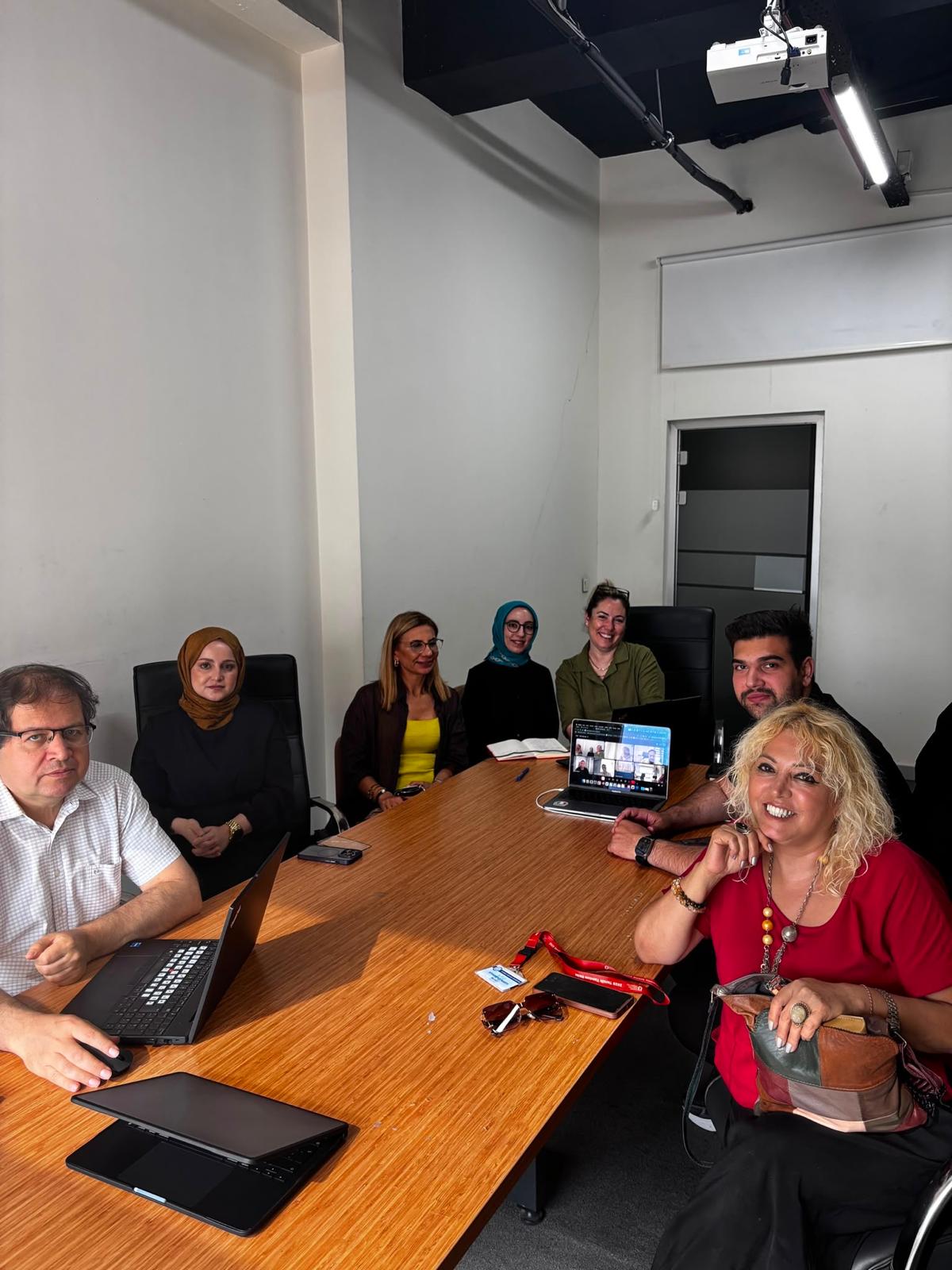İstanbul Esenyurt Üniversitesi'nde Dış Paydaş Toplantısı: E-Ticaretin Geleceği Masaya Yatırıldı