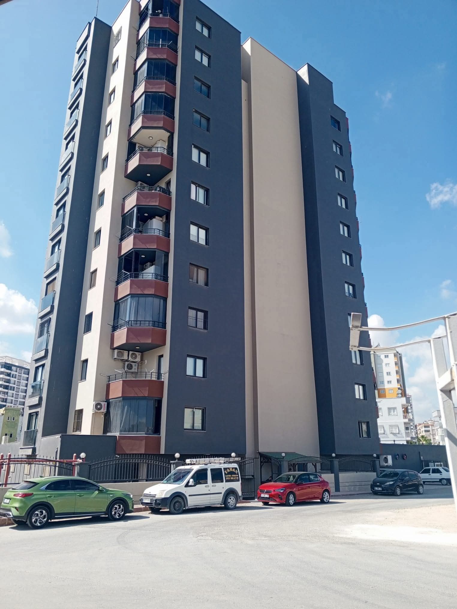Mersin’de Asansör Faciası: Genç Kadın Hayatını Kaybetti!