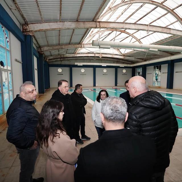 Beylikdüzü'nde Modern Yüzme Tesisi İçin İnceleme