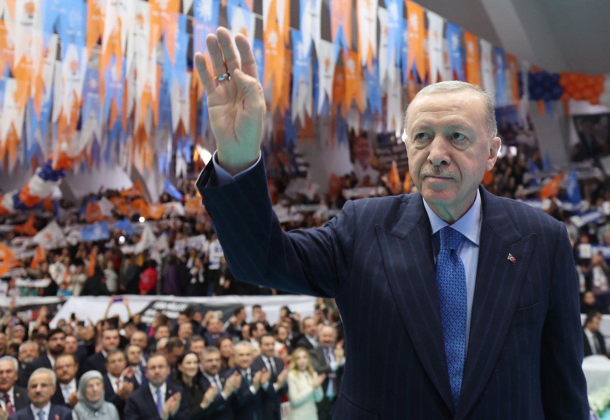 Aydın İl Kongresi'nde Erdoğan Coşkusu: AK Parti'nin Geleceği Konuşuldu