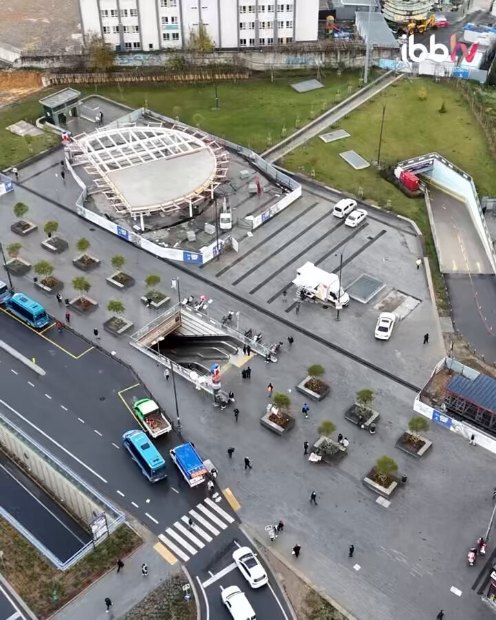 İstanbul'un Metro Çıkışları Yeni Meydanlara Kavuşuyor