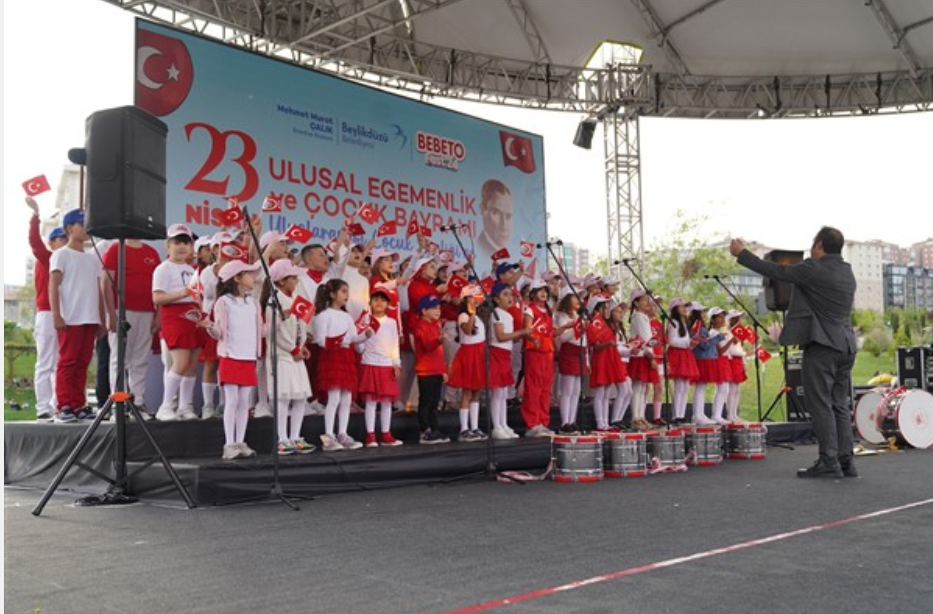 23 Nisan Beylikdüzü'nde Coşkuyla Kutlanmaya Başladı