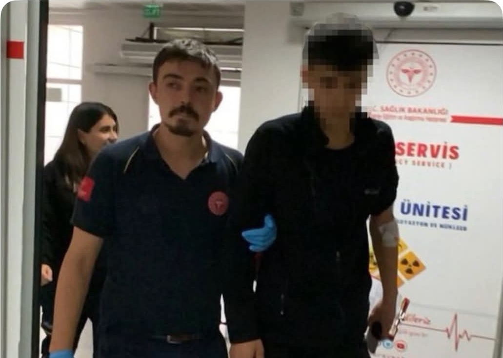 Aksaray’da 18 Yaşındaki Genç ‘Yan Bakma’ Tartışmasında Bıçaklandı: 4 Çocuk Her Yerde Aranıyor!