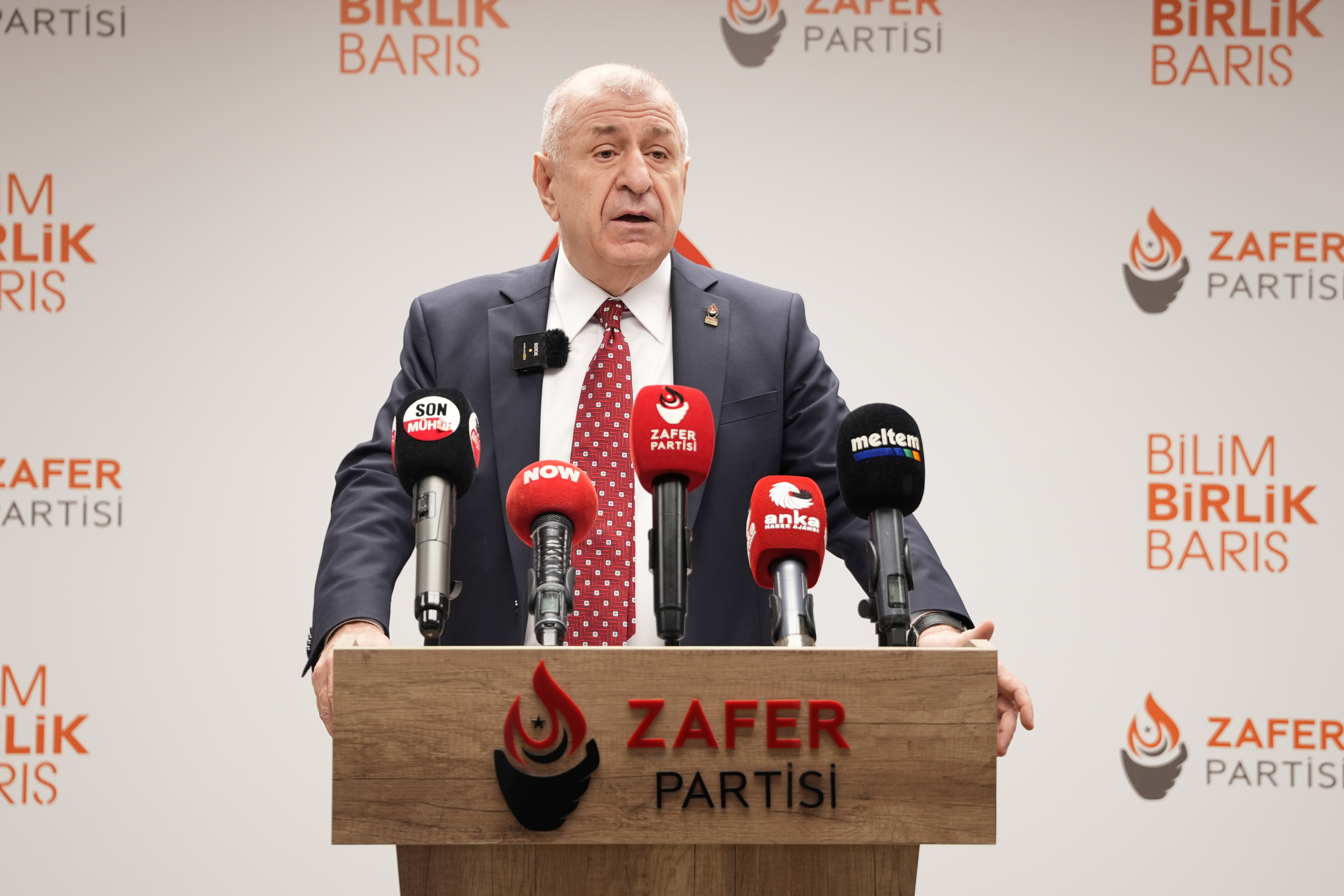 Özdağ’dan Sert Uyarı: “Türkiye, Öcalan’la Müzakere Tuzağına Sürükleniyor!”