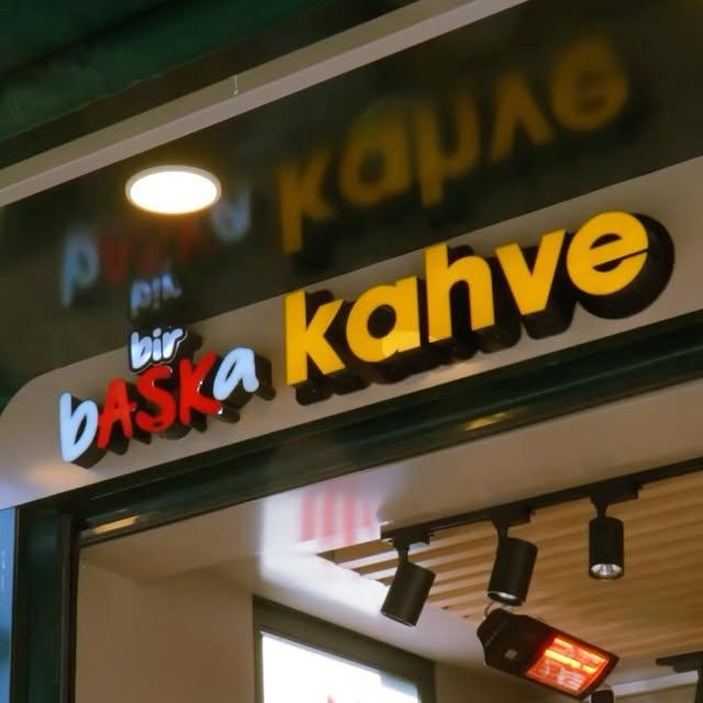 Ümraniye Belediyesi'nden Yağmurlu Günler İçin Sıcak Kahve Daveti