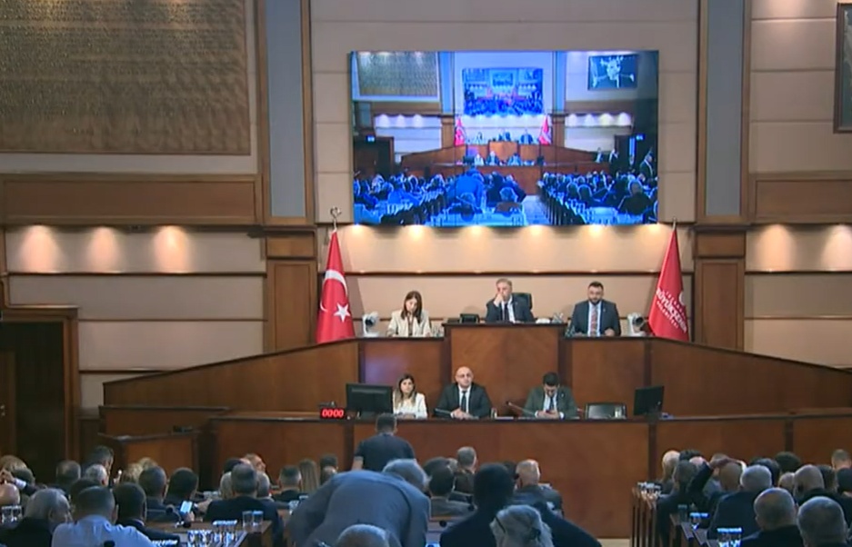 İBB Meclisi Yeni Dönemi Açtı: Gündemde Dev Destek Paketi ve Ulaşım Güvenliği Var