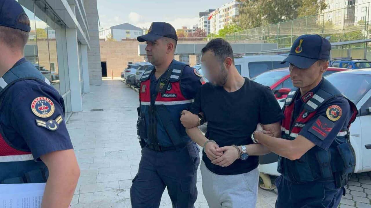 Samsun’da Genç Kız, KADES Uygulamasıyla Ağabeyini Yakalatan Kahraman Oldu!