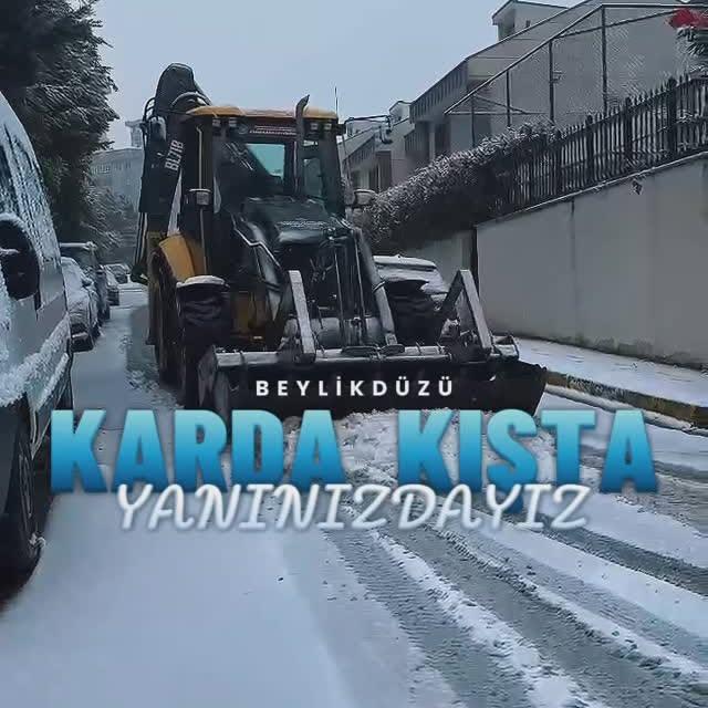 Beylikdüzü'nde Kar Yağışına Karşı Alınan Tedbirler Artıyor