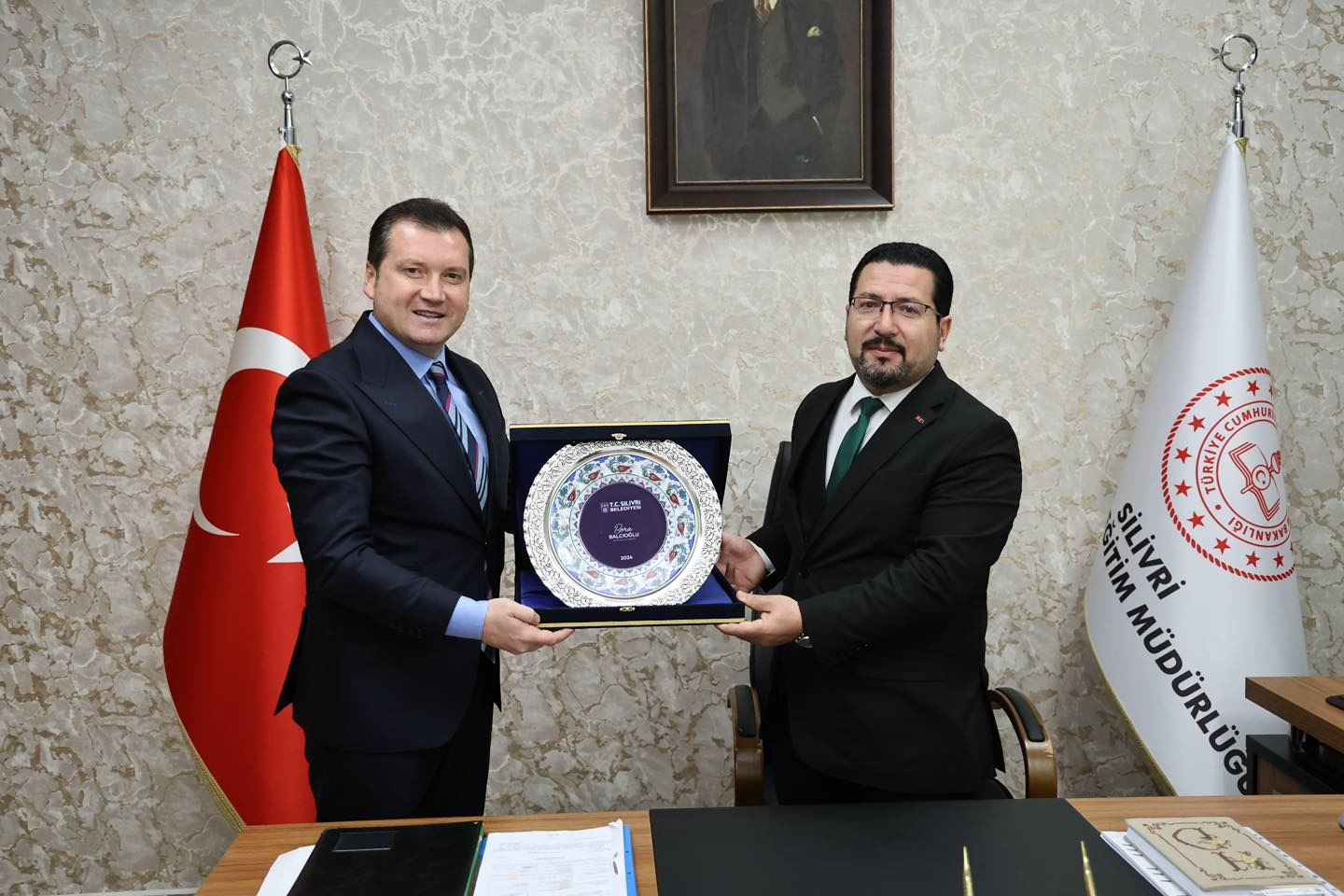 Başkan Balcıoğlu, İlçe Milli Eğitim Müdürü İbrahim Hakkı Damat’ı Ziyaret Etti