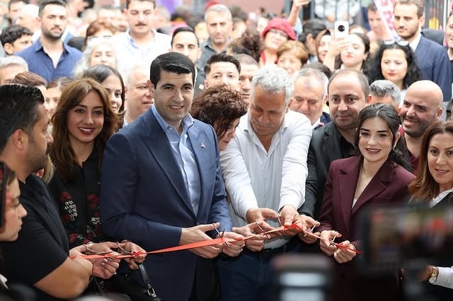 Avcılar'da Yeni Yaşam Alanları: Komşu Kafesi, Kadın Etkinlik Merkezi ve Çocuk Parkı Açıldı