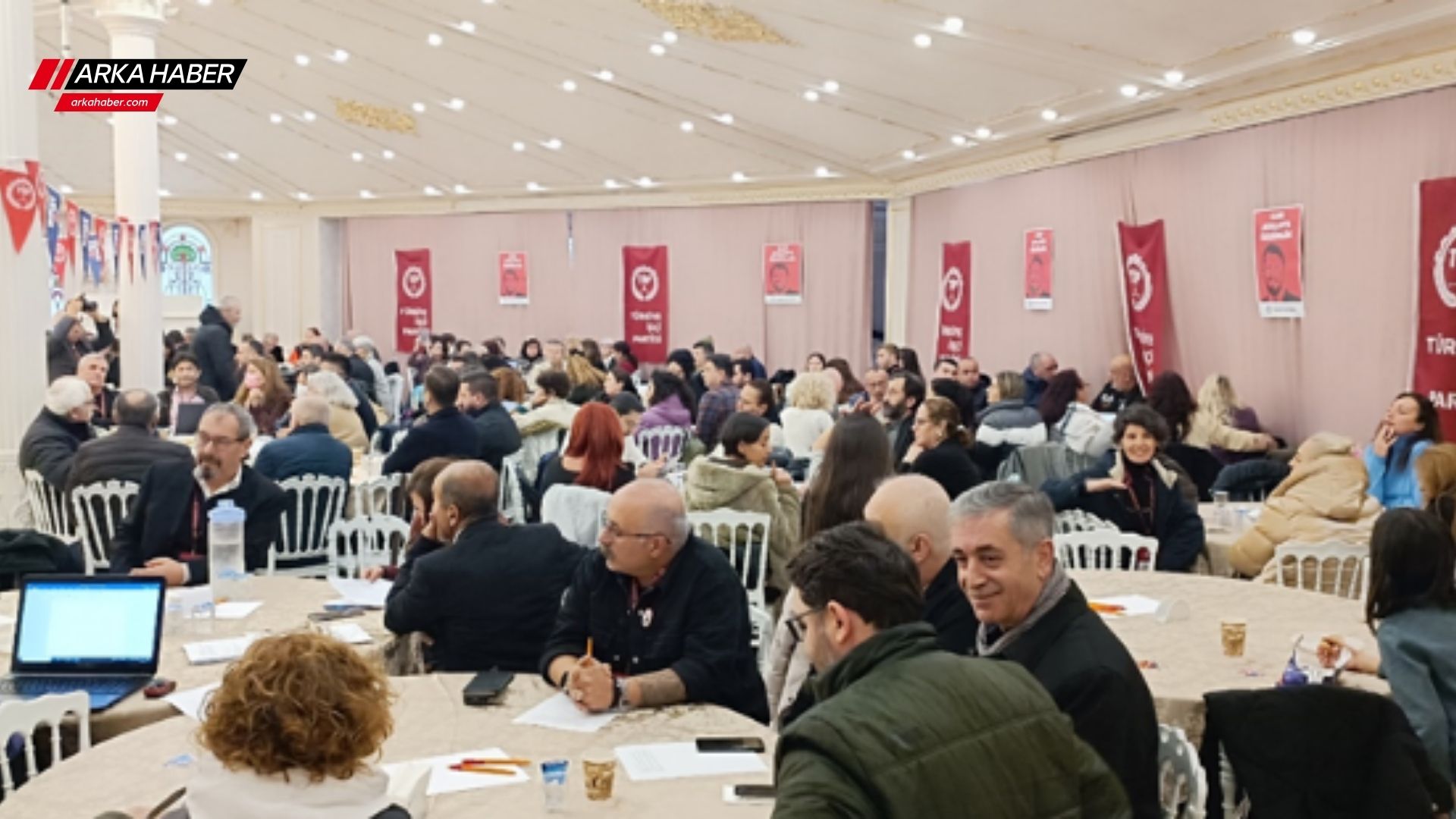 TÜRKİYE İŞÇİ PARTİSİ BEYLİKDÜZÜ İLÇE ÖRGÜTÜ, "KENT YAŞAMINI BİRLİKTE KURUYORUZ" SLOGANIYLA YEREL YÖNETİMLER ÇALIŞTAYINI GERÇEKLEŞTİRDİ.