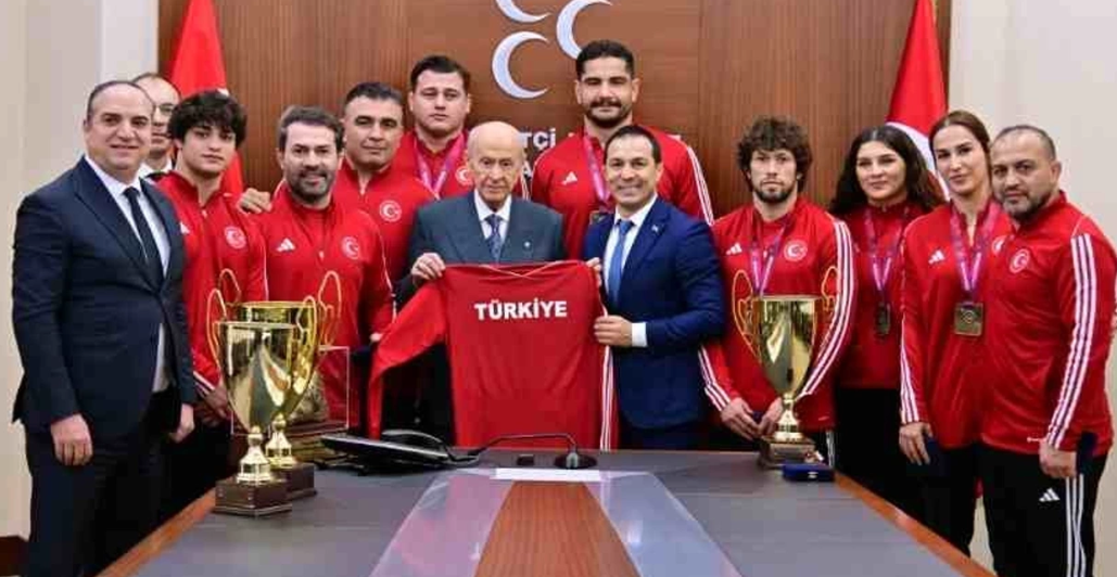 MHP GENEL BAŞKANI DEVLET BAHÇELİ ,AVRUPA ŞAMPİYONU MİLLİ SPORCULARI KABUL ETTİ