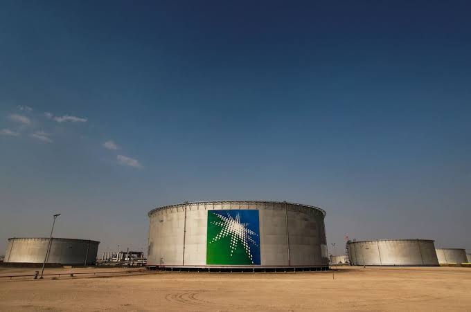 SUUDİ ARABİSTAN'DA PETROL DEVİNİN GENEL MERKEZİ TAHLİYE EDİLİYOR!
